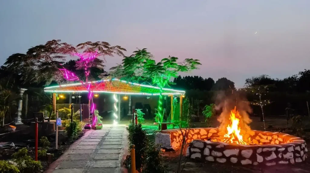 The spacious outside area surrounding the farmhouse stay at My Adventure Zone.